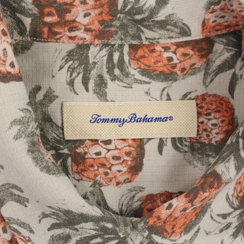 Tommy Bahama Silk Shirt Mens Size M Light Gray Short Sleeve Button Up Pineapples - Picture 3 of 8
